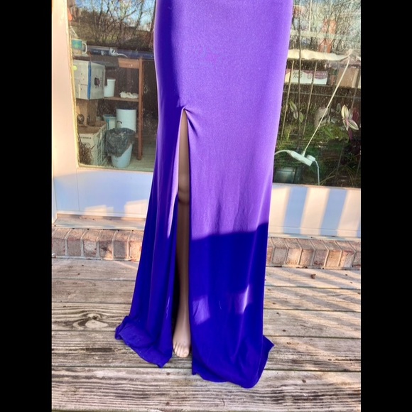 La Femme Purple Halter Neck Glam Formal Prom Dress - Picture 4 of 11